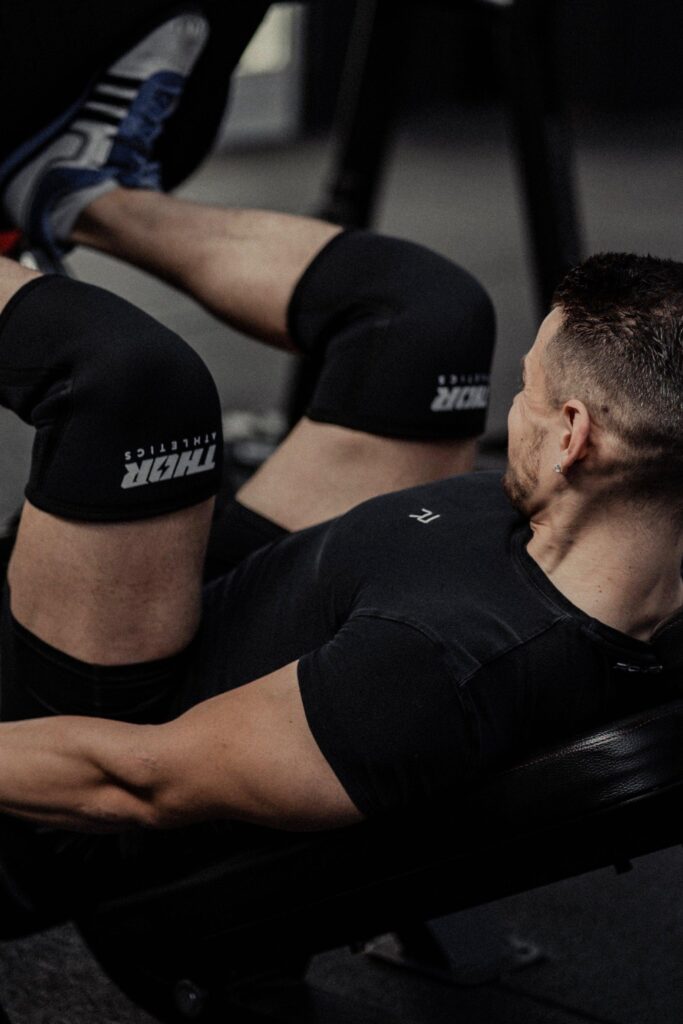 thor athletics knee sleeves zwart